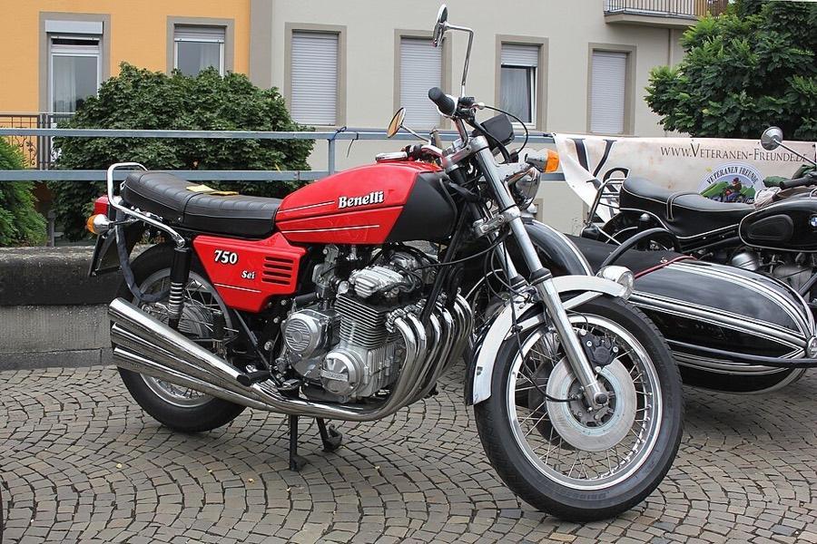 Benelli 750 Sei
