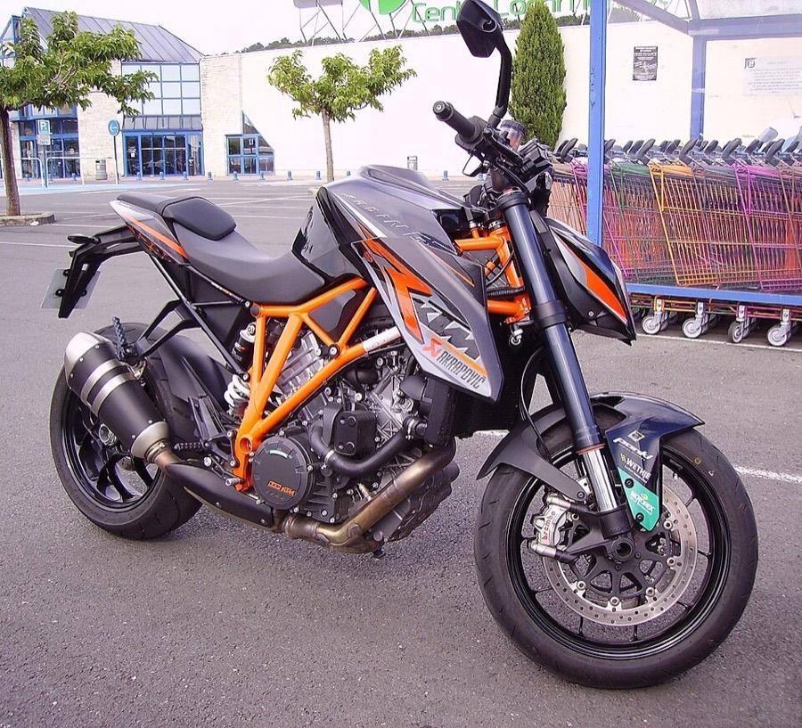 KTM 1290 Super Duke R
