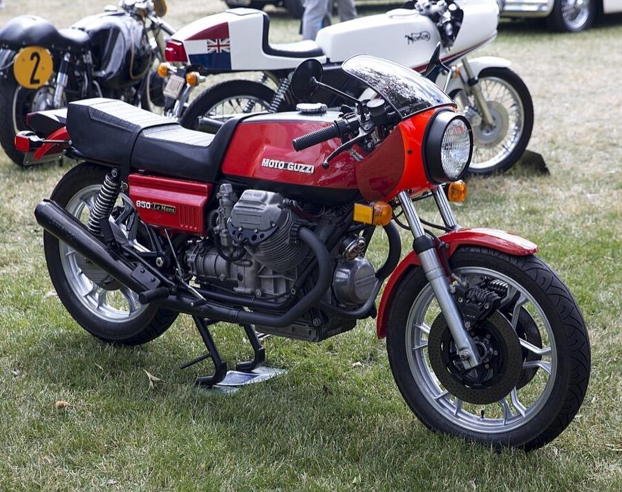 Moto Guzzi 850 Le Mans