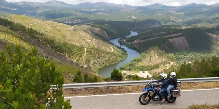 Fique a saber como poderá participar num Moto-rali Turístico