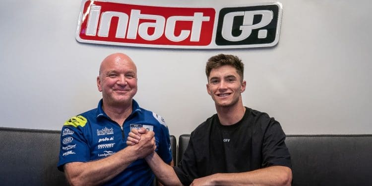 David Muñoz fica no Moto3 e muda-se para a Intact GP em 2025