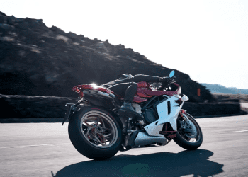 MV Agusta Superveloce 1000 Serie Oro: Uma verdadeira Superbike retro exclusiva