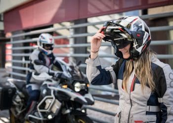 Nolan N120-1: O primeiro capacete modular da fabricante italiana