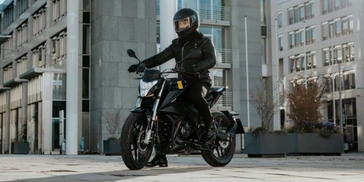 Motron Nomad 125: A naked urbana, económica e que vem rivalizar com a concorrência do segmento