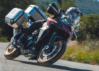 QJ Motor SRT 800X: A sua parceira de aventura