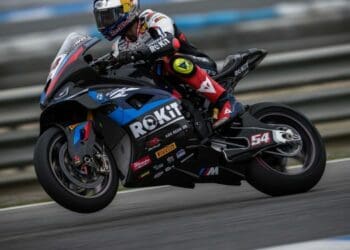 ‘O vento estava forte, a moto não funcionava; Se melhorarmos na Superpole e na corrida, posso lutar pelo pódio’ – Toprak Razgatlioglu