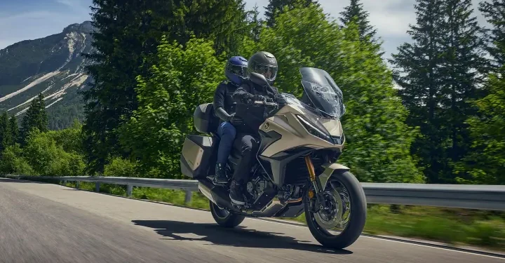 Galeria: Honda NT1100 de 2025 – Estilo renovado e mais tecnologia para a classe touring