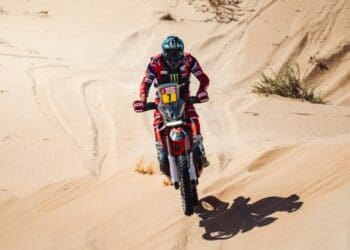 Pablo Quintanilla sofre atraso significativo com falta de combustível