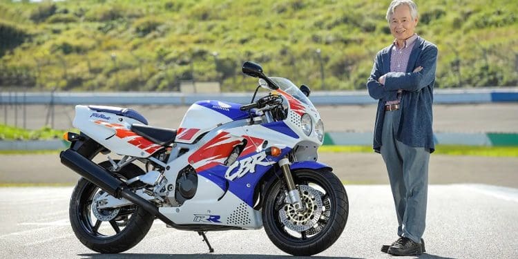 Honda CBR900RR Fireblade 1992 – ponto de viragem na gama das super desportivas