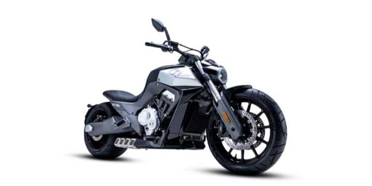 Benda LFC700 – uma cruiser com estilo futurista e 80 cv