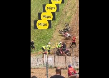 Vídeo: O brutal e assustador acidente de Thibault Benistant em casa, no MX2 – Miraculosamente não houve lesões graves