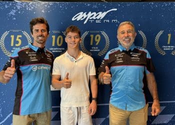 Daniel Holgado junta-se ao rival David Alonso na Aspar e sobe ao Moto2 em 2025