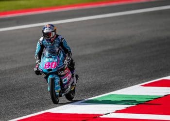 David Alonso num mundo à parte selou pole position no GP de Itália de Moto3
