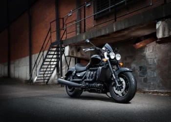 Triumph – uma Rocket 3 Storm com mais potência e velocidade a caminho