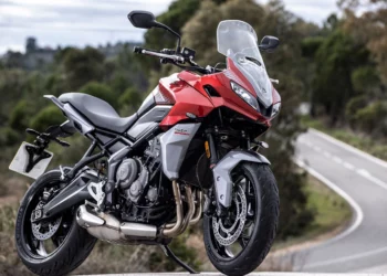 Irá chegar uma nova Triumph Tiger 660 Rally para concorrer com a Yamaha Ténéré 700?