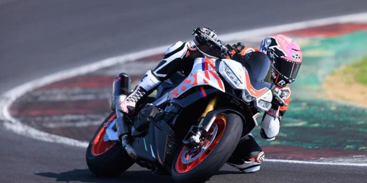 Oportunidade Aprilia Portugal: Campanha para RSV4 e Tuono V4 Factory!