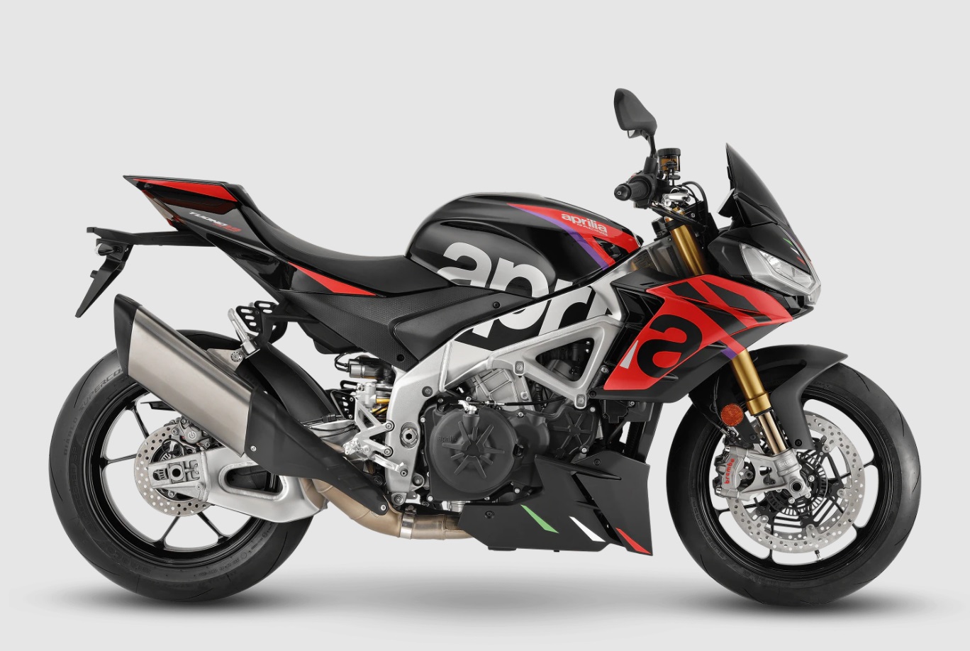 Aprilia Tuono V4 Factory – Preparada para o asfalto, e em com condições especiais para aquisição