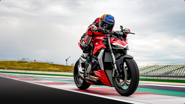 Ducati – Descobre a “Fight Formula” Streetfighter V2 e V4 S