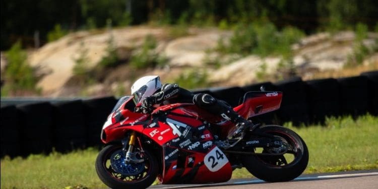 Vector-ST, moto elétrica neerlandesa, em testes na Ten Kate Racing