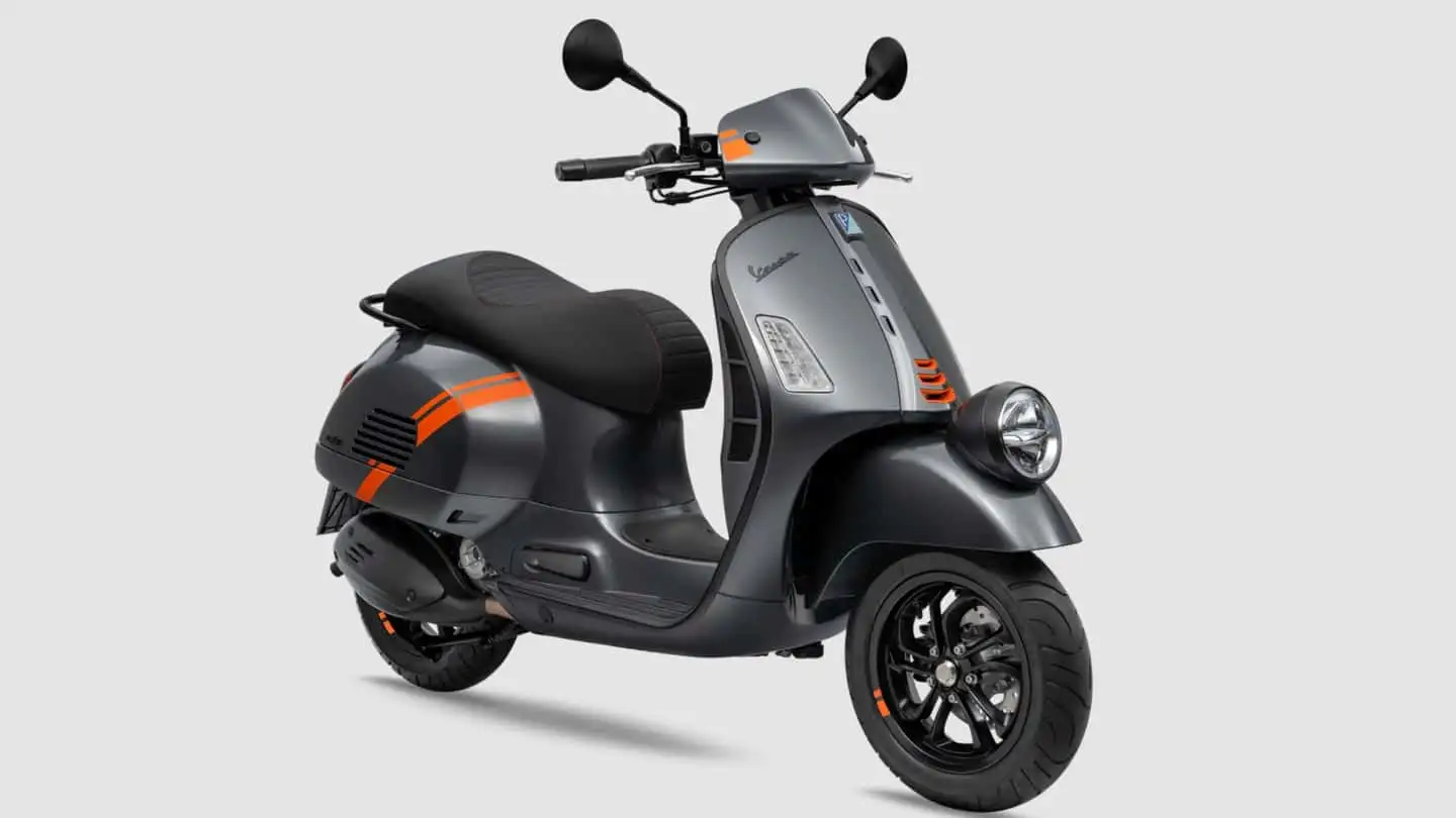 Vespa GTV300 – Nuovo colore dello scooter italiano in Giappone – Arriverà nei mercati europei?